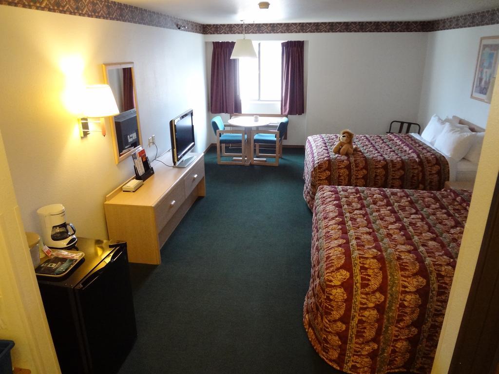 Kings Inn Cody Quarto foto